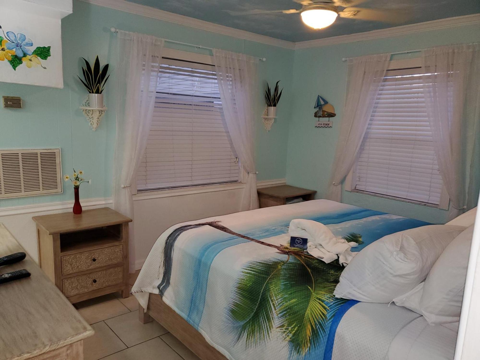 The Monterey Beach Resort セント・ピート・ビーチ 部屋 写真
